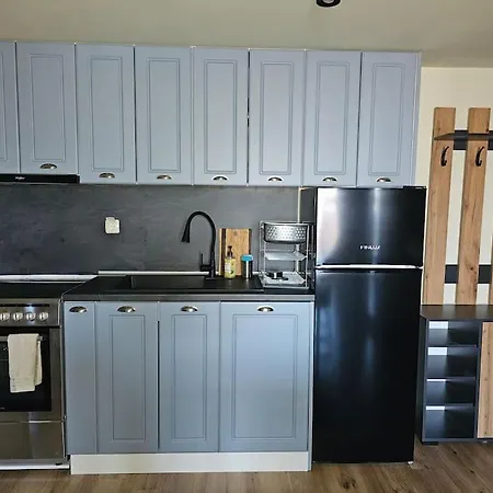 Apartament Crown *