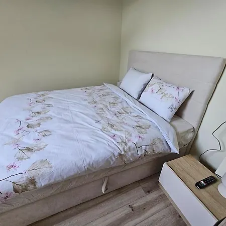 Apartament Crown