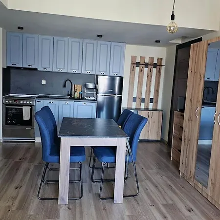 Crown Apartament *