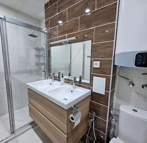 Crown * Банско